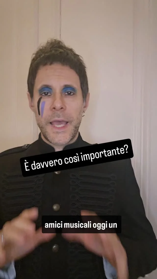 Non dico tanto...10€
#opinione #cantautore #musicista #personale #critica