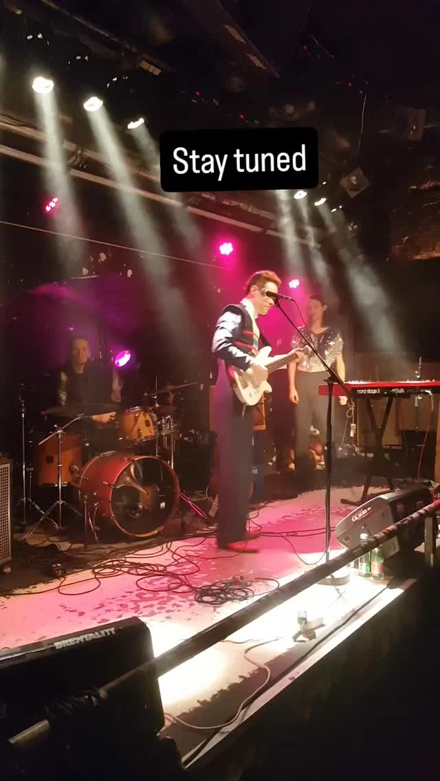 Soon we'll be back live 
Again
Stay tuned
#live #music #pop #vienna #gig #britalopop